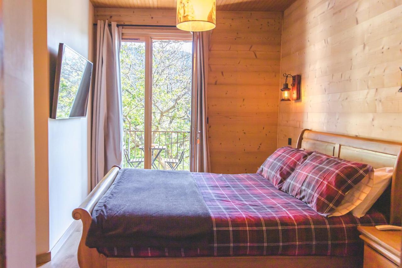 La Masia Del Taulat Chambres D'Hotes Llo 外观 照片